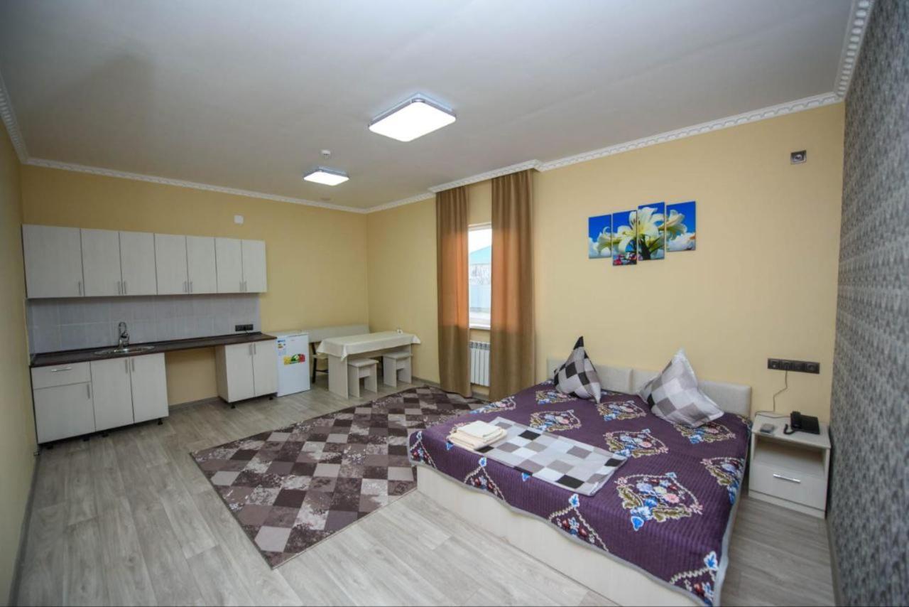 Silk Way Hotel Atyrau Exterior photo